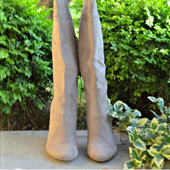 Berllina heeled boots w/cutouts in taupe WIDE calf - Picture 3 of 5